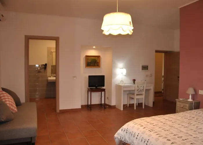 Affittacamere Casale Appio 2*